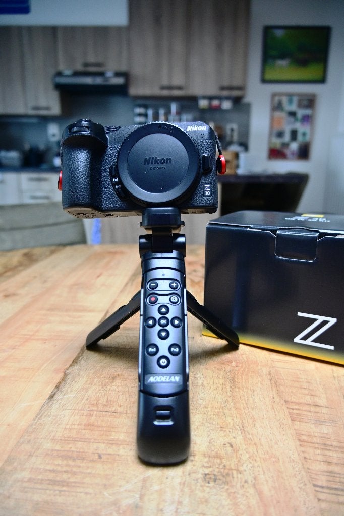 Nikon Z30 Vlog (4264 clicks), Audio, Tv en Foto, Fotocamera's Digitaal, 21 megapixels, Ophalen of Verzenden, Zo goed als nieuw