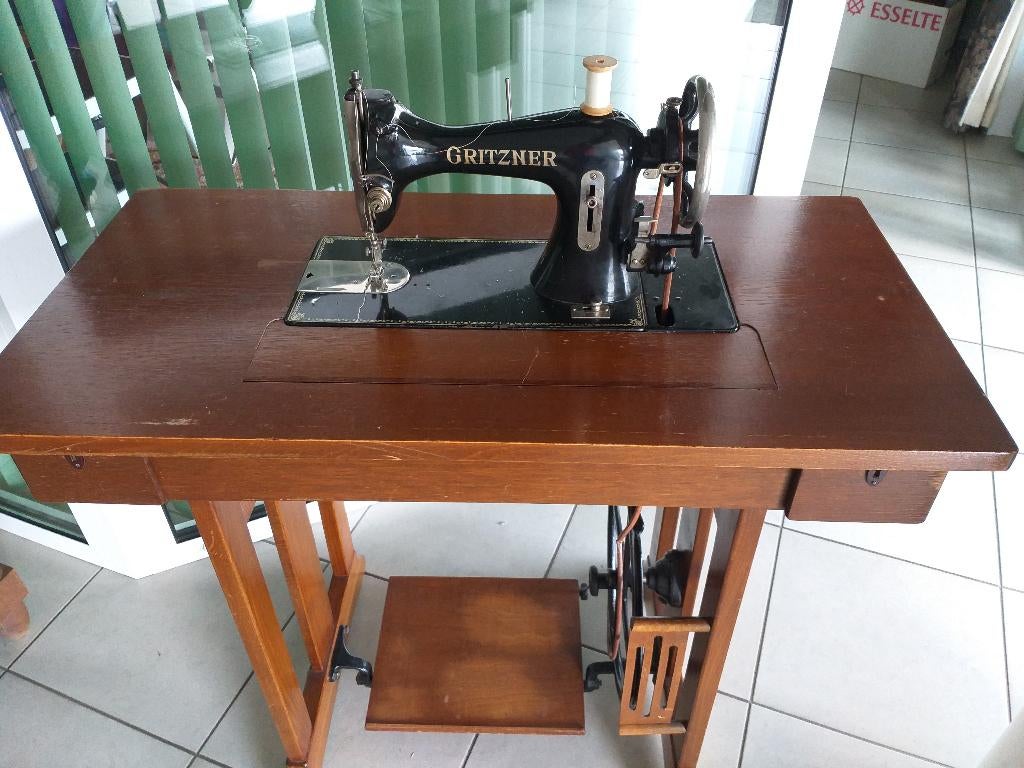 retro naaimachine, Ophalen