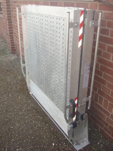Oprijplaten Altec 260x100 Rampe Scootmobiel Rolstoel, Auto diversen, Ophalen, Zo goed als nieuw