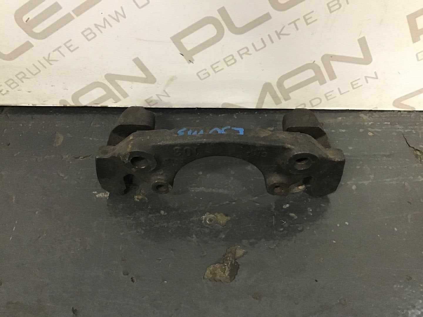 Remklauw bracket/beugel voor BMW E30 M3, -, Utilisé, -, -