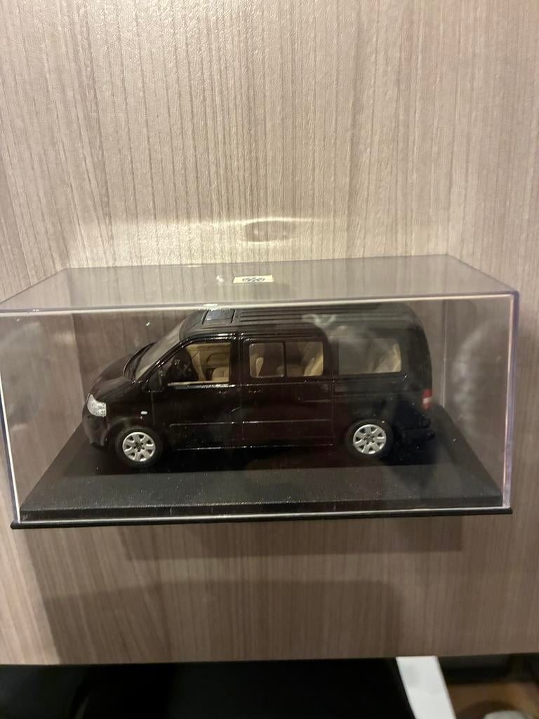Miniatuur volkswagen Multivan, Ophalen of Verzenden, Zo goed als nieuw