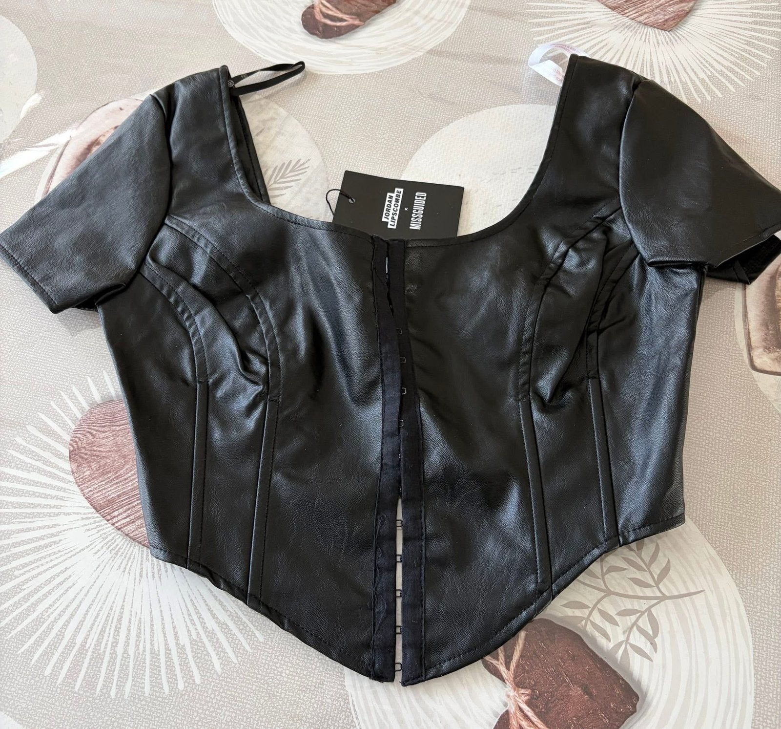 Corset simili cuir noir Jordan Lipscombe Missguided T Eur36, Enlèvement ou Envoi, Comme neuf