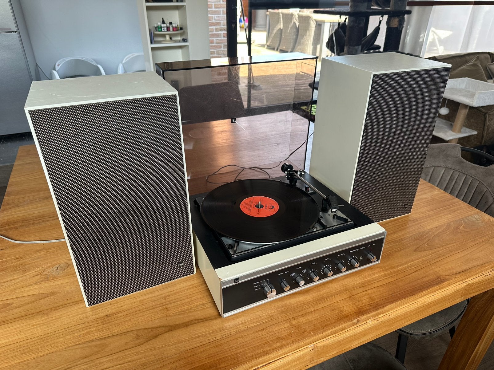Mooie witte vintage Dual HS43 met versterker en luidsprekers, TV, Hi-fi & Vidéo, Enlèvement, Utilisé, Haut-parleurs, Autres marques