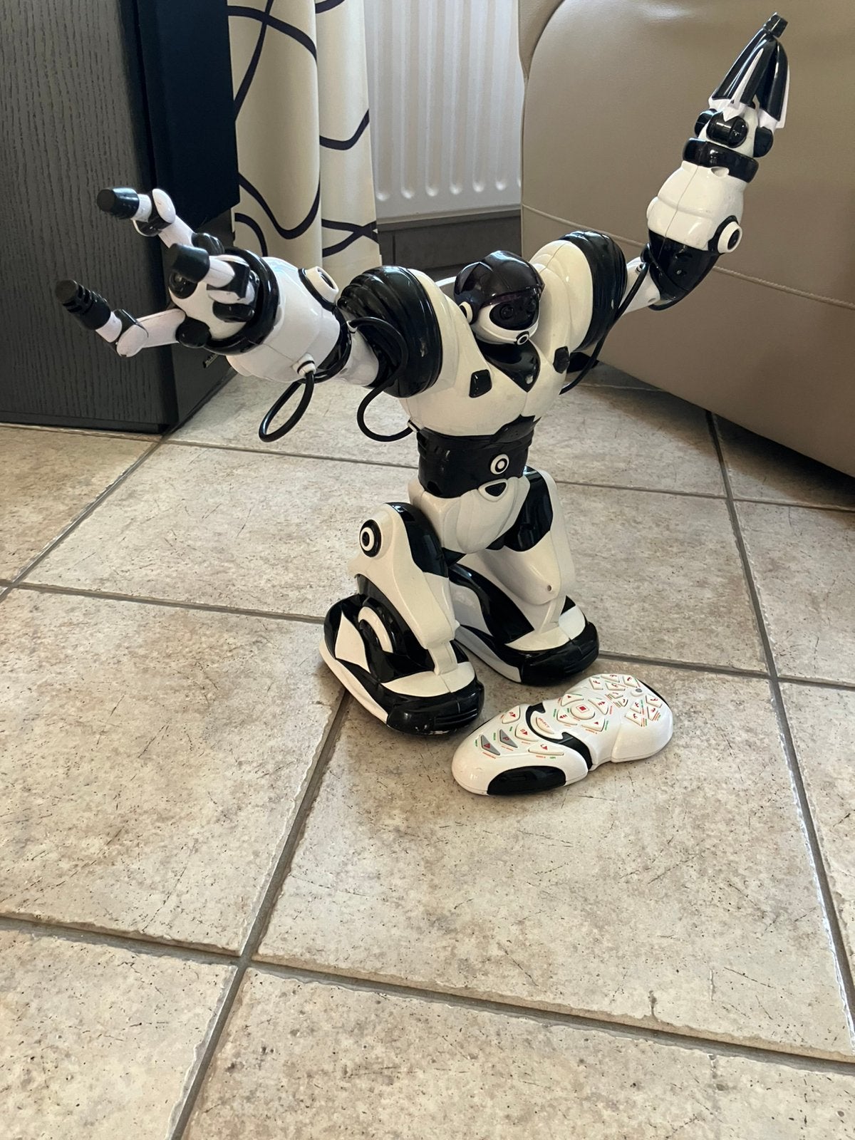 Interactieve robot, Kinderen en Baby's, Speelgoed | Actiefiguren, Ophalen, Zo goed als nieuw