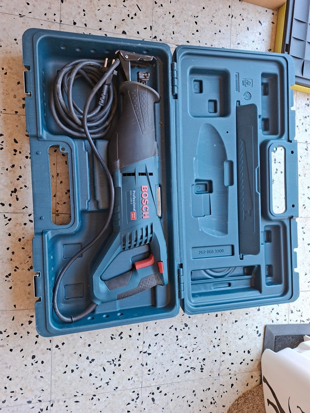 Reciprozaag te koop, Ophalen
