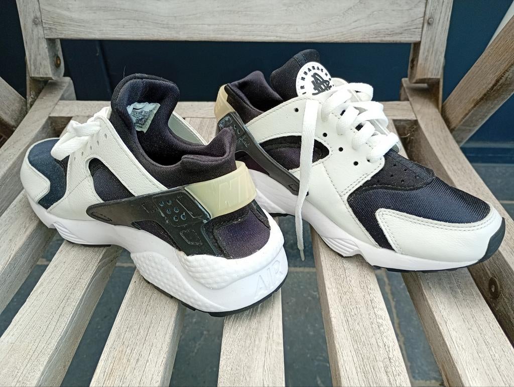 Nike Air Huarache nieuw, Vêtements | Hommes, Chaussures, Neuf, Enlèvement ou Envoi, Nike, Baskets