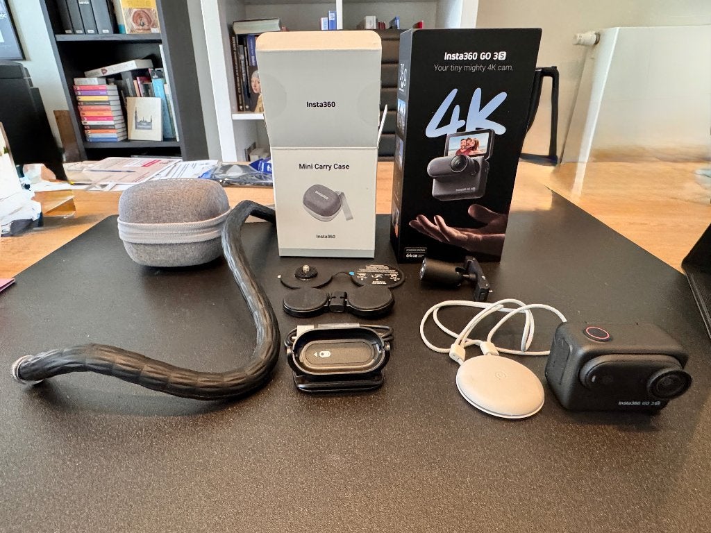 Insta 360 GO 3S + accessoires, TV, Hi-fi & Vidéo, Enlèvement ou Envoi, Neuf, Autres marques