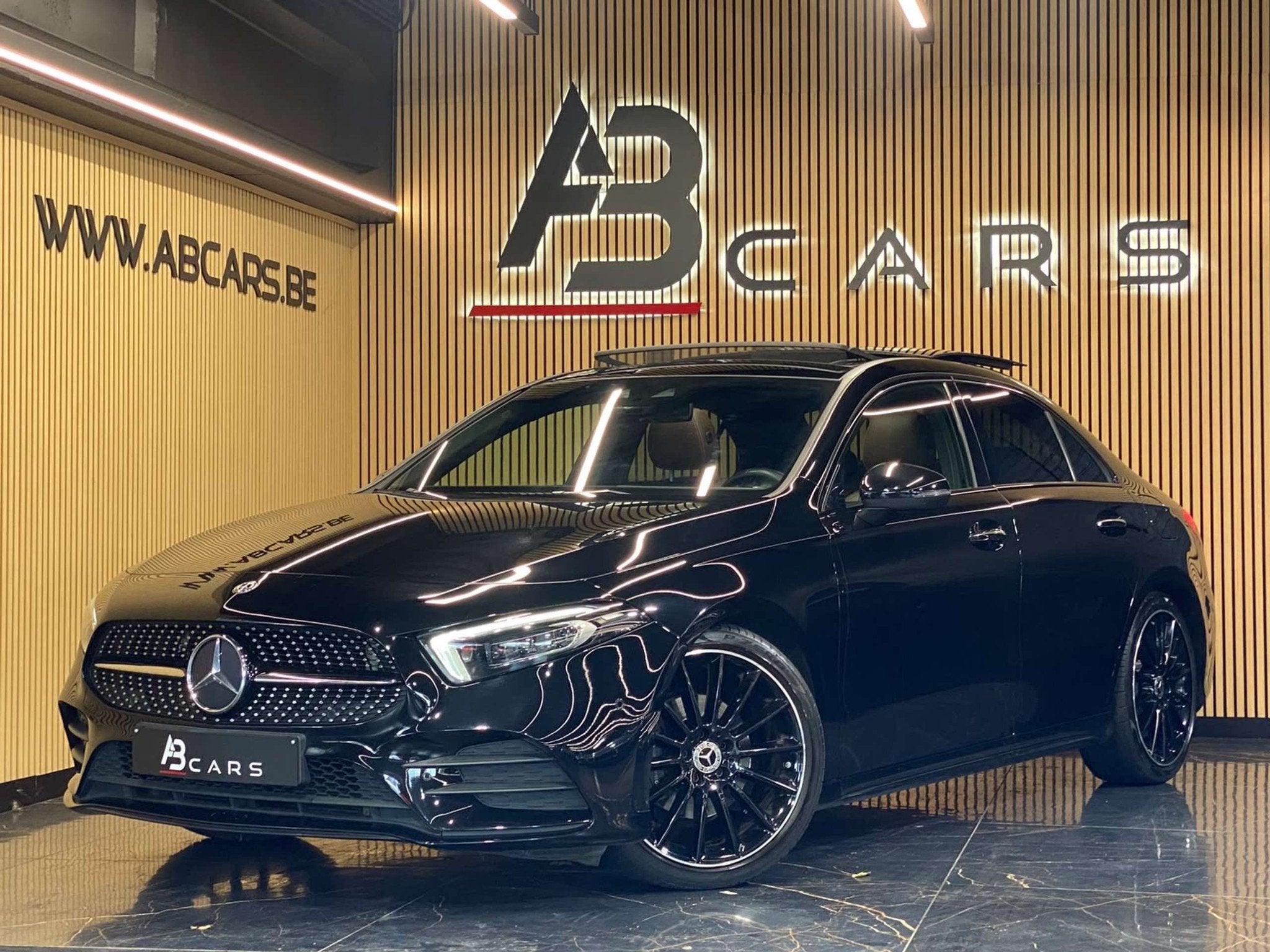 Mercedes-Benz A-Klasse 200 SEDAN -BERLINE PACK AMG * GARANTI, Auto's, Mercedes-Benz, Automaat, Gebruikt, Euro 6, 4 cilinders