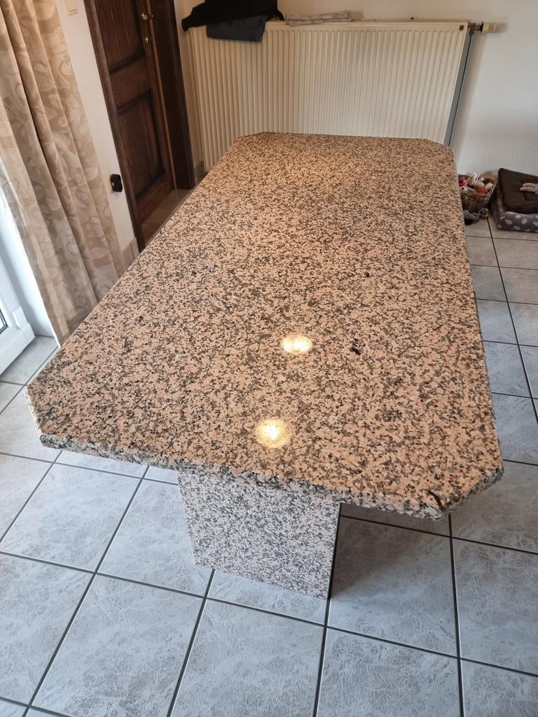 Graniet tafel, Enlèvement