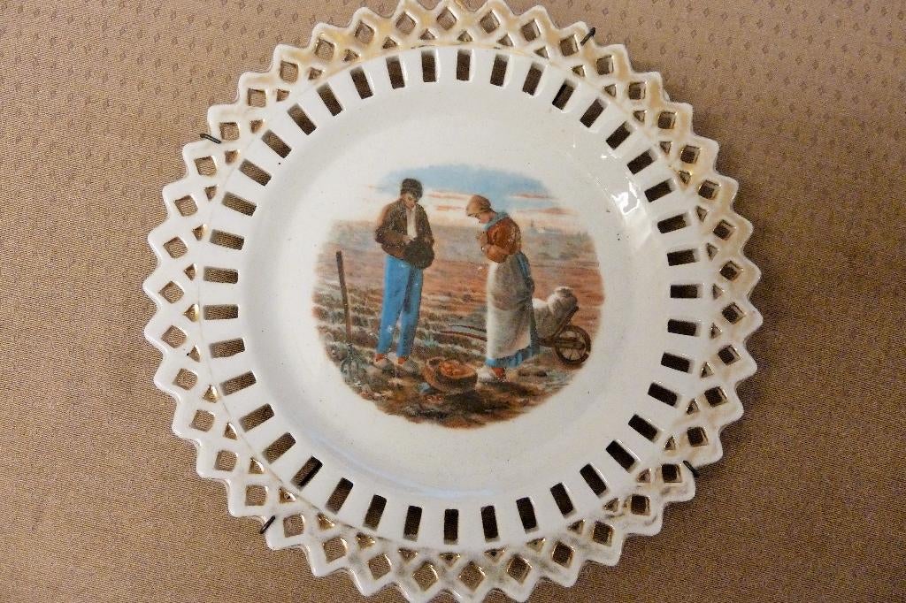 Jolie Assiette Ancienne Ajourée avec L'Angélus de Millet, Antiquités & Art, Enlèvement