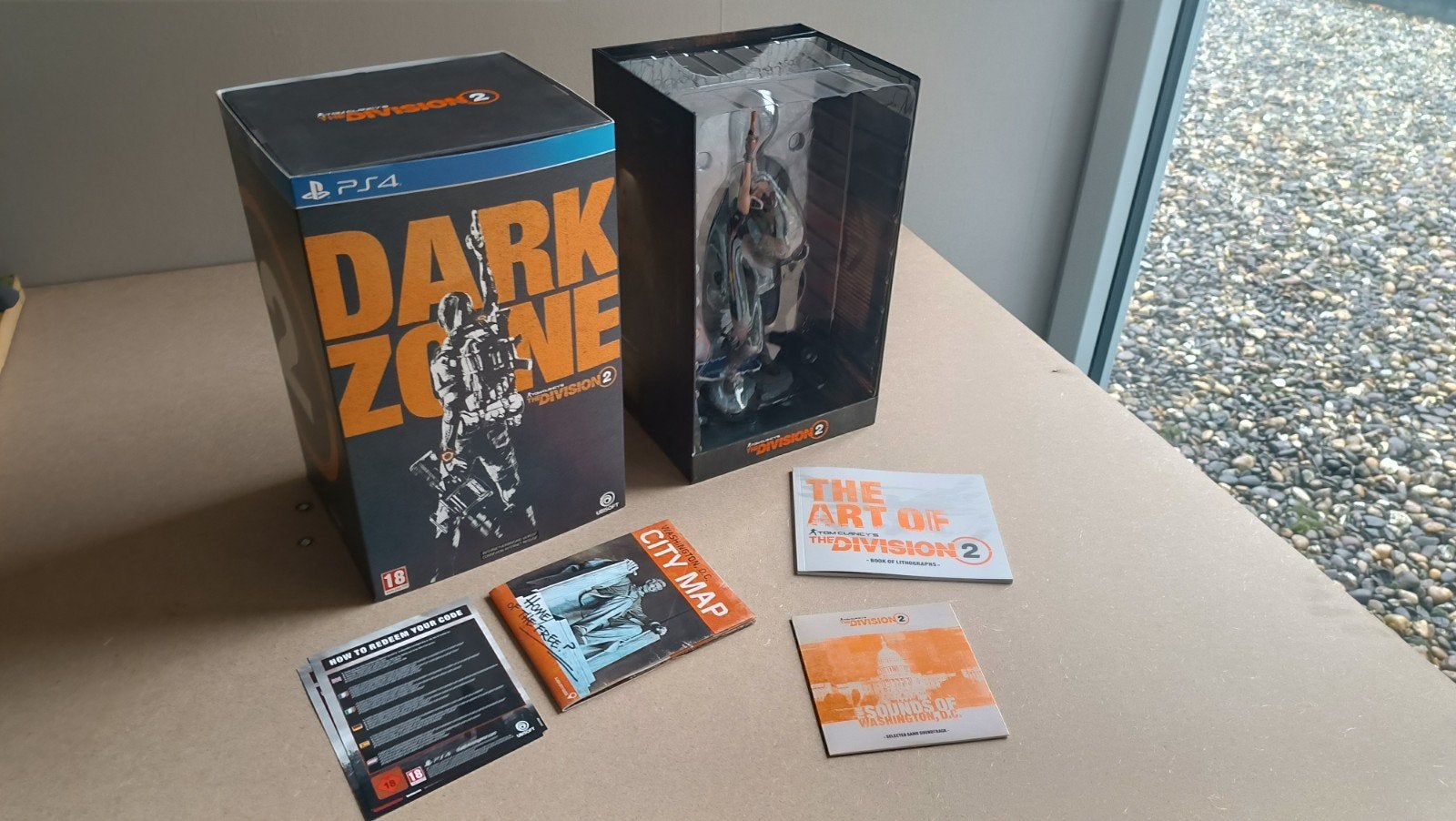 The Division 2 CE, Enlèvement ou Envoi, Comme neuf