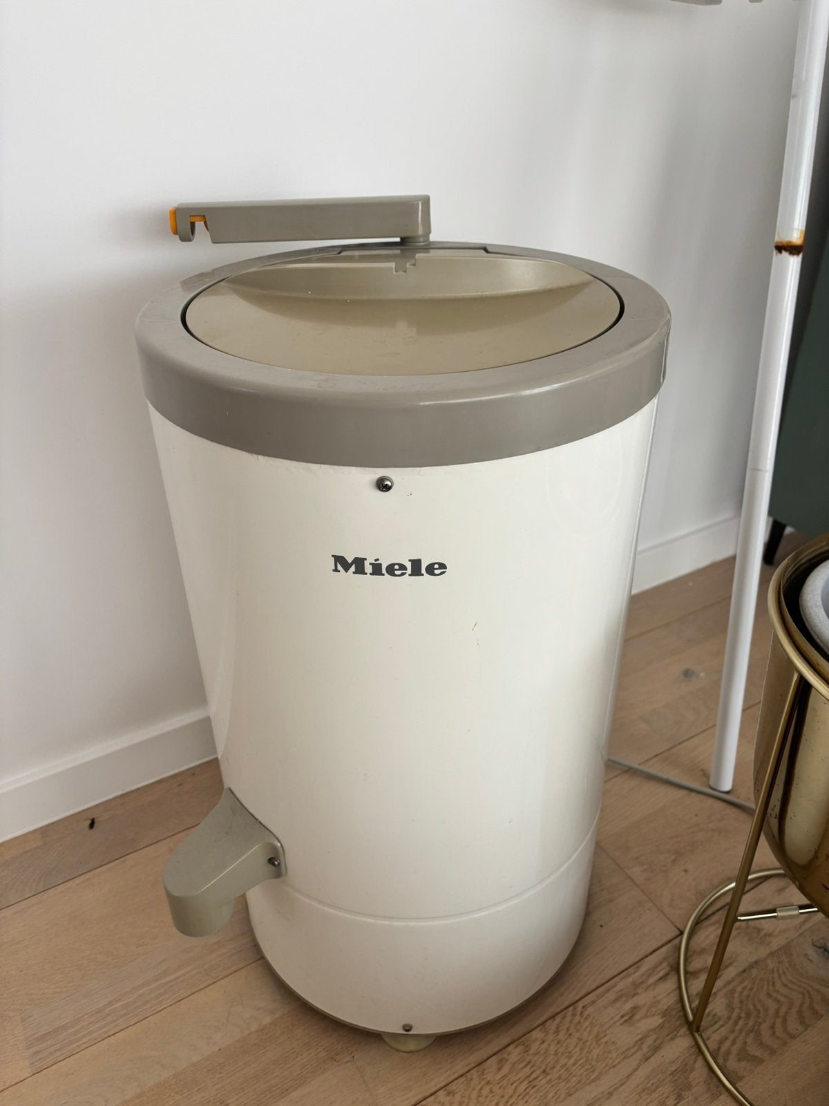 Miele wringer in topstaat, Elektronische apparatuur, Droogkasten, Ophalen, Gebruikt