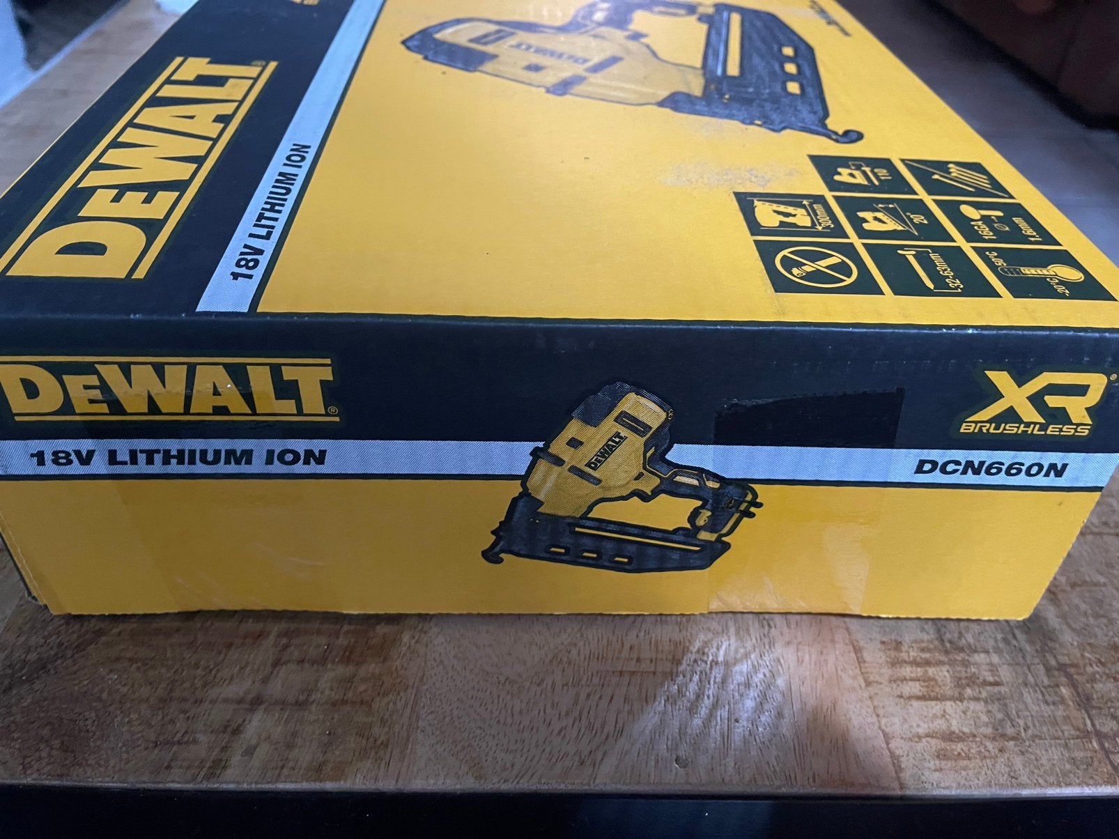 Cloueuse DeWalt, Enlèvement, Neuf, DeWalt