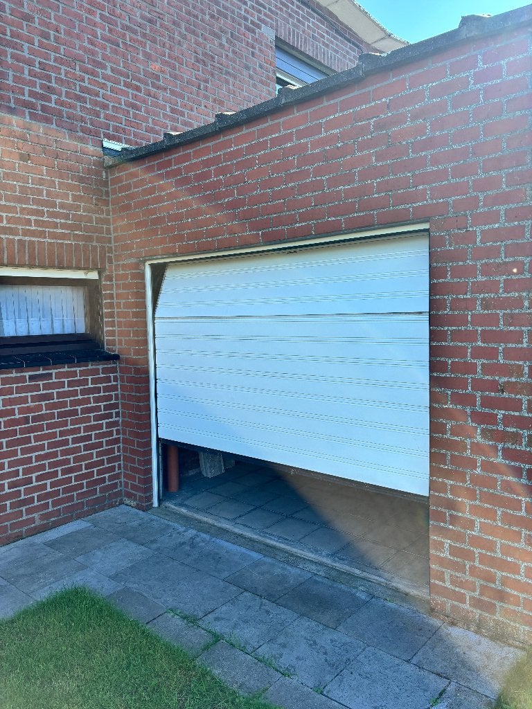 Witte Sectionaal-garagepoort met motor IDEM Comfort C250, Ophalen, Gebruikt, 120 cm of meer, Garagedeur