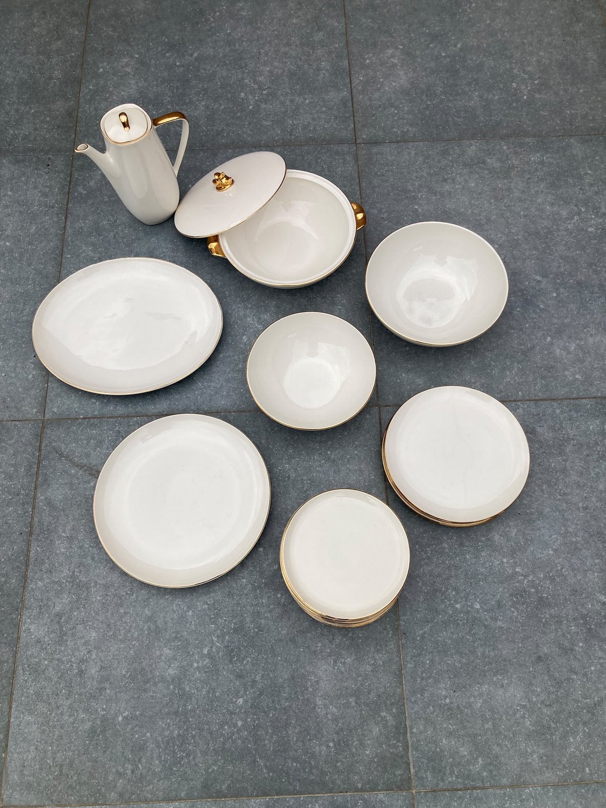 Vintage eetservies set, 24 delig. Uit de jaren 60., Ophalen