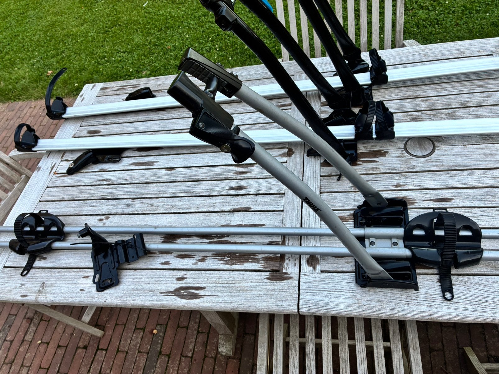 3 Dakfietsdragers (Thule + 2 Norauto?), Ophalen, 1 fiets, Gebruikt, Dakdrager