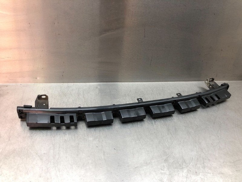 CADRE DE PARE-CHOCS AVANT Swift (ZA / ZC / ZD1 / 2/3/9), Utilisé, Suzuki