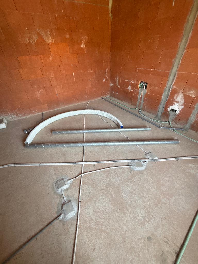 Ventilatie materiaal, Ophalen, Nieuw