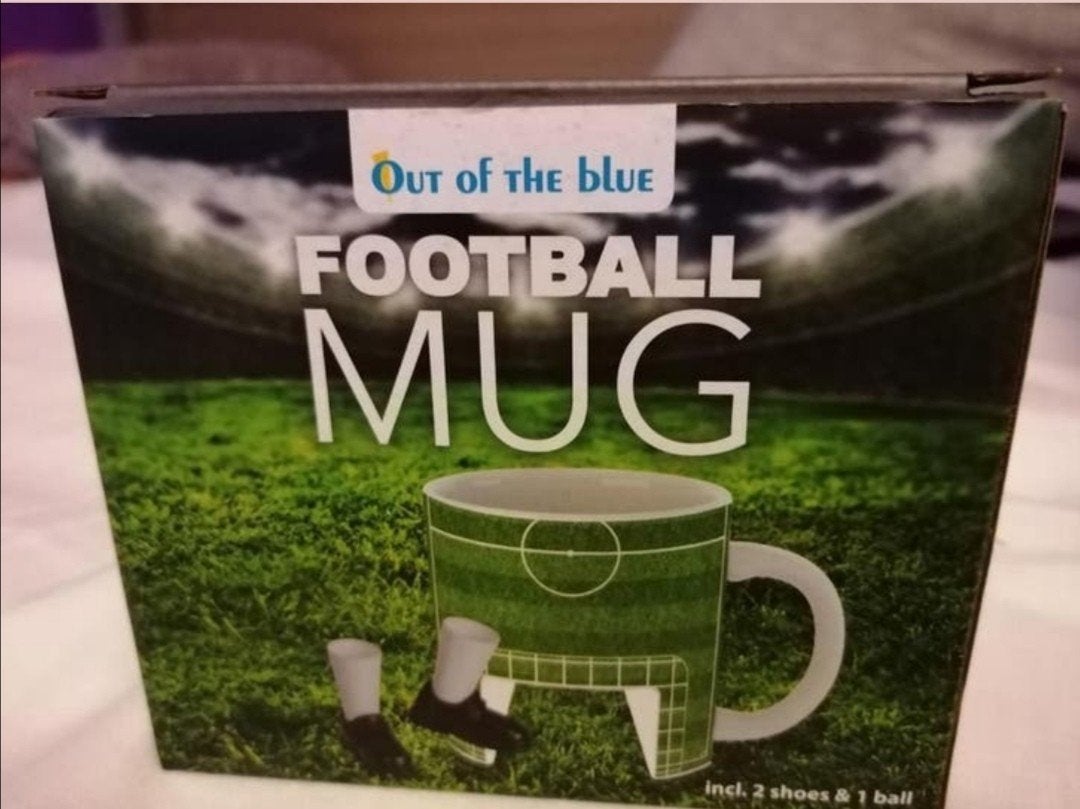 Splinternieuwe voetbalmok. Nooit gebruikt geweest., Ophalen
