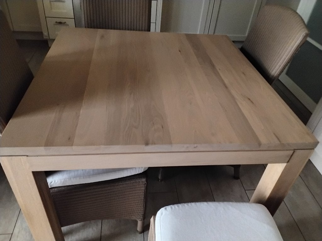 Tafel en stoelen, Ophalen, Gebruikt