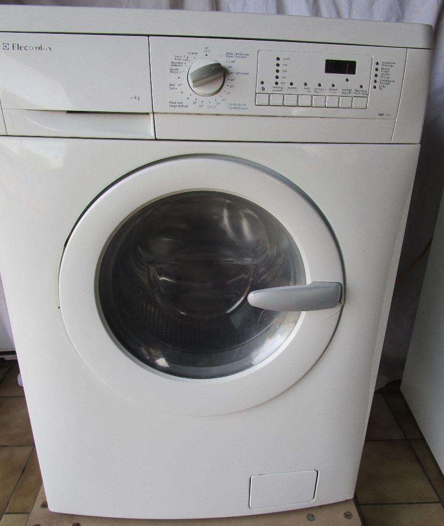 wasmachine electrolux, Elektronische apparatuur, Wasmachines, Ophalen, Gebruikt, 4 tot 6 kg, Handwasprogramma