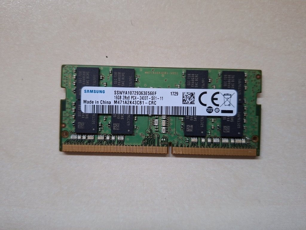Samsung 16GB DDR4-2400 SODIMM laptop M471A2K43CB1-CRC, Informatique & Logiciels, Enlèvement ou Envoi, DDR4, 2400 MHz, Utilisé
