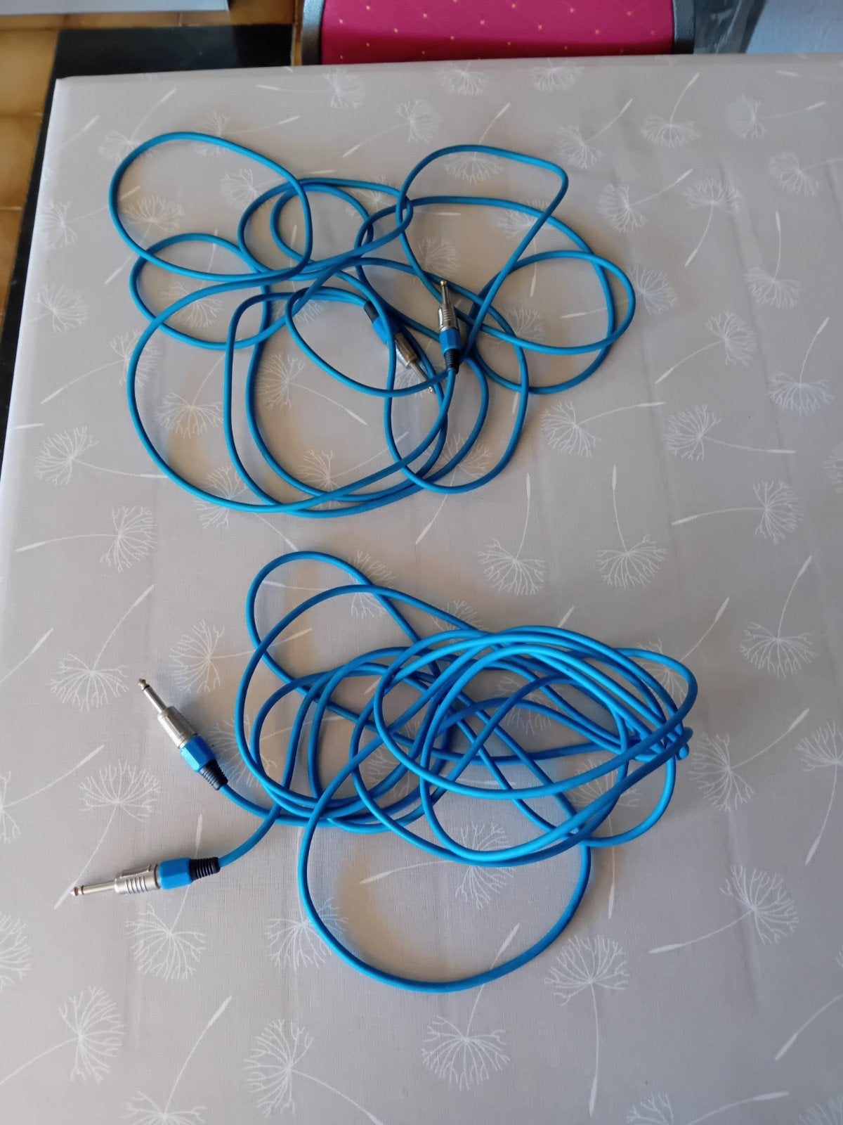 audio kabels 2 van 6 meter, Muziek en Instrumenten, Kabels en Stekkers, Ophalen