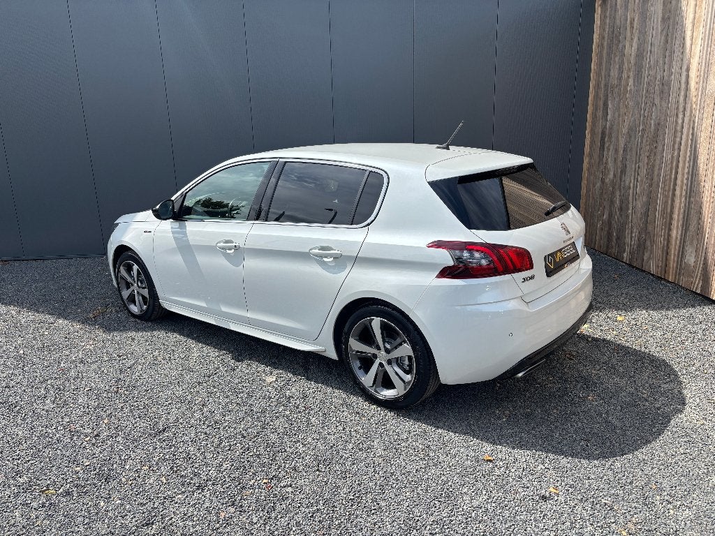 Peugeot 308, Voorwielaandrijving, https://public.car-pass.be/vhr/87a976ce-9ea6-45d5-aa1b-af64220b2a78, Euro 6, 1199 cc