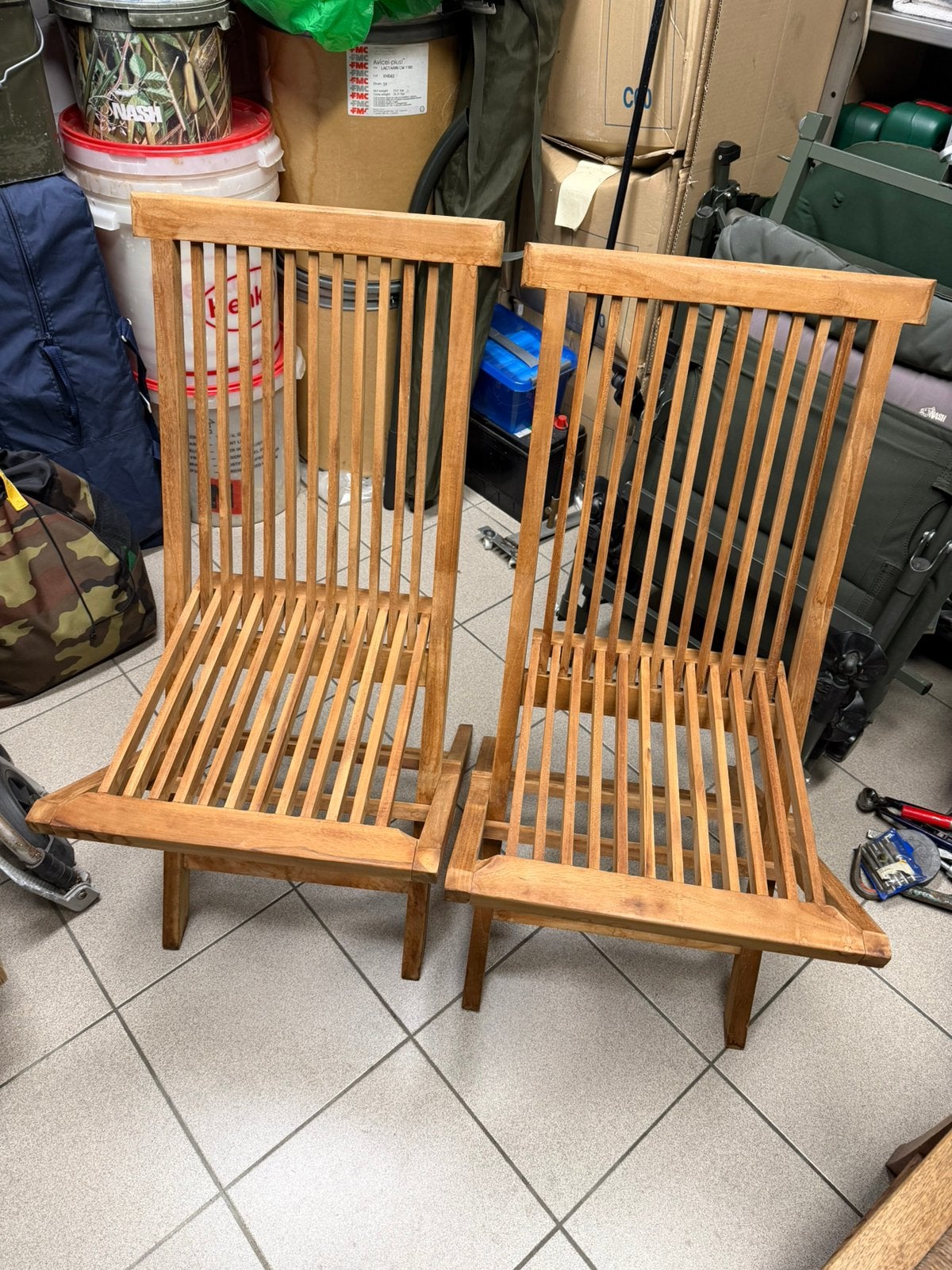 2 teak stoelen, Ophalen, Zo goed als nieuw