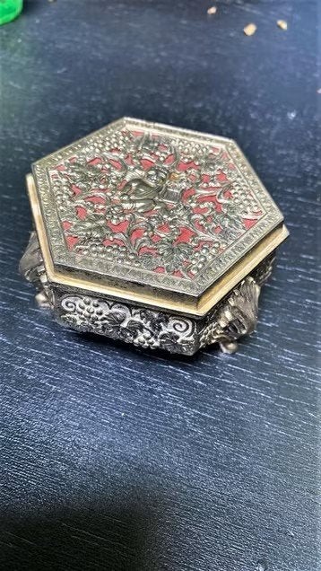Magnifique ancienne boite à bijoux, Antiquités & Art, Enlèvement ou Envoi