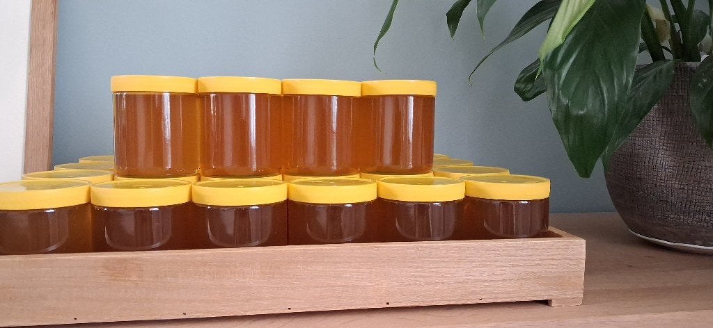 Honing te koop, Ophalen