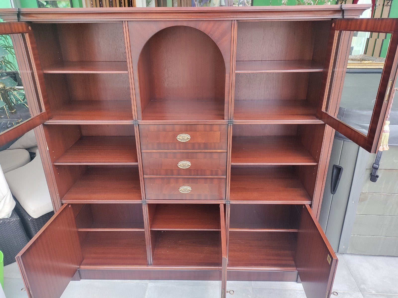 Mahonie houten kast van 1,55m breed, 1,48m hoog, Antiek en Kunst, Antiek | Meubels | Kasten, Ophalen