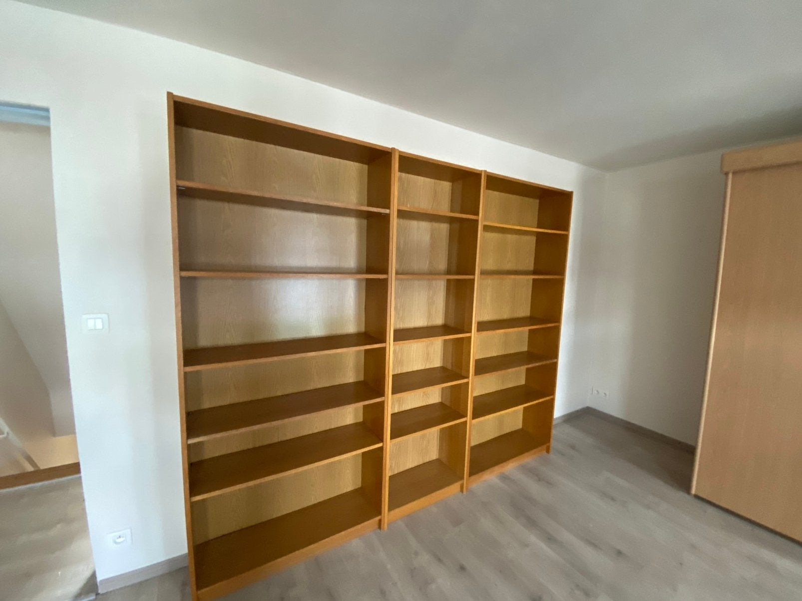 Billy kast en kleerkast kamer, Met deur(en), 200 cm of meer, Ophalen of Verzenden, Zo goed als nieuw