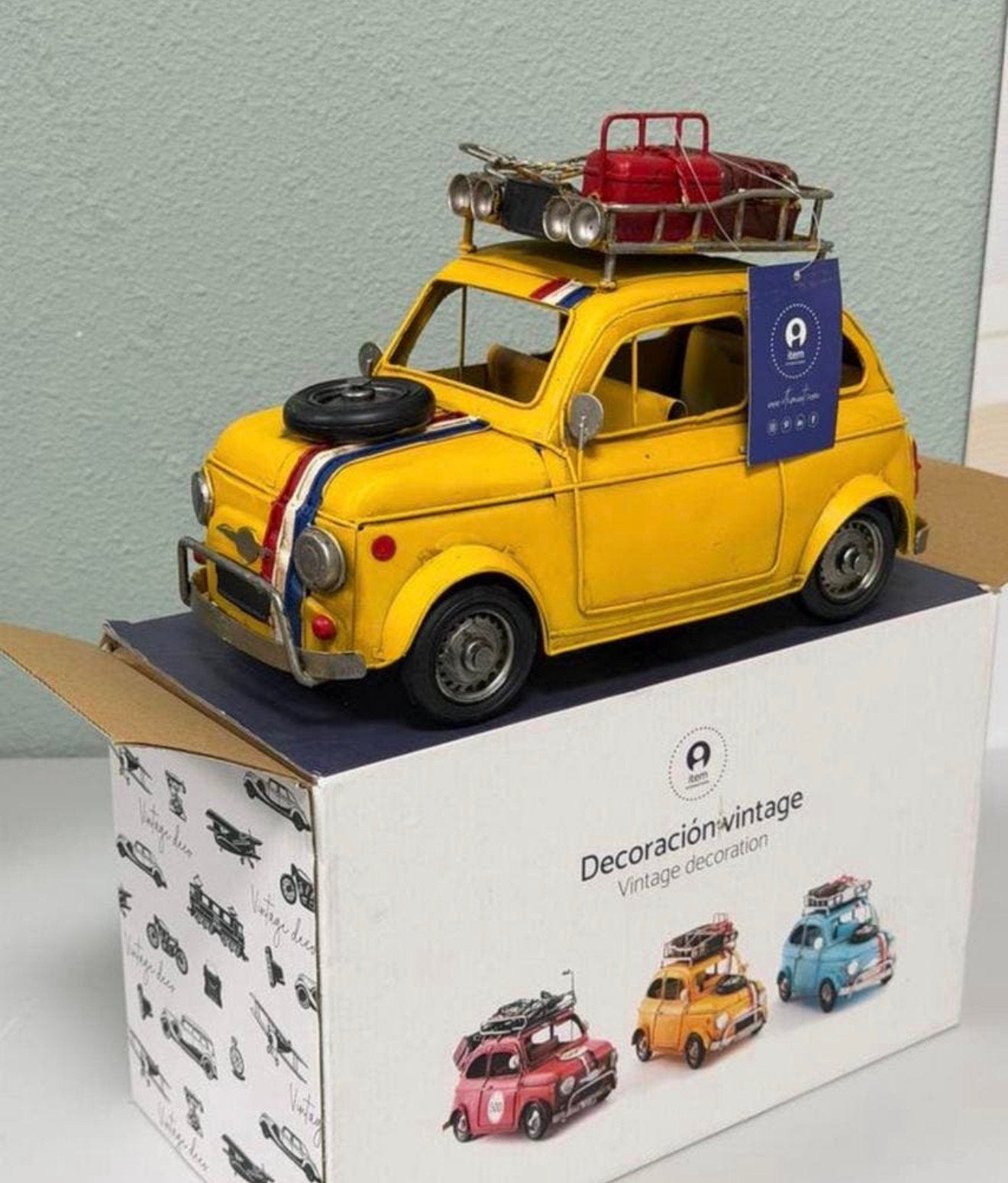 Modèle de voiture rétro Fiat 500 Yellow Vintage Metal XL Car, Hobby & Loisirs créatifs, Voitures miniatures | Échelles Autre, Enlèvement ou Envoi
