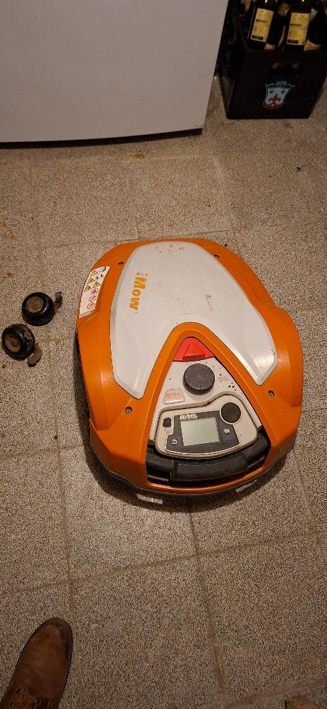 Robot tondeuse STIHL iMOW RMI 632 P – 2021 – À réparer, Stihl, Avec capteur de pluie, Enlèvement, Utilisé