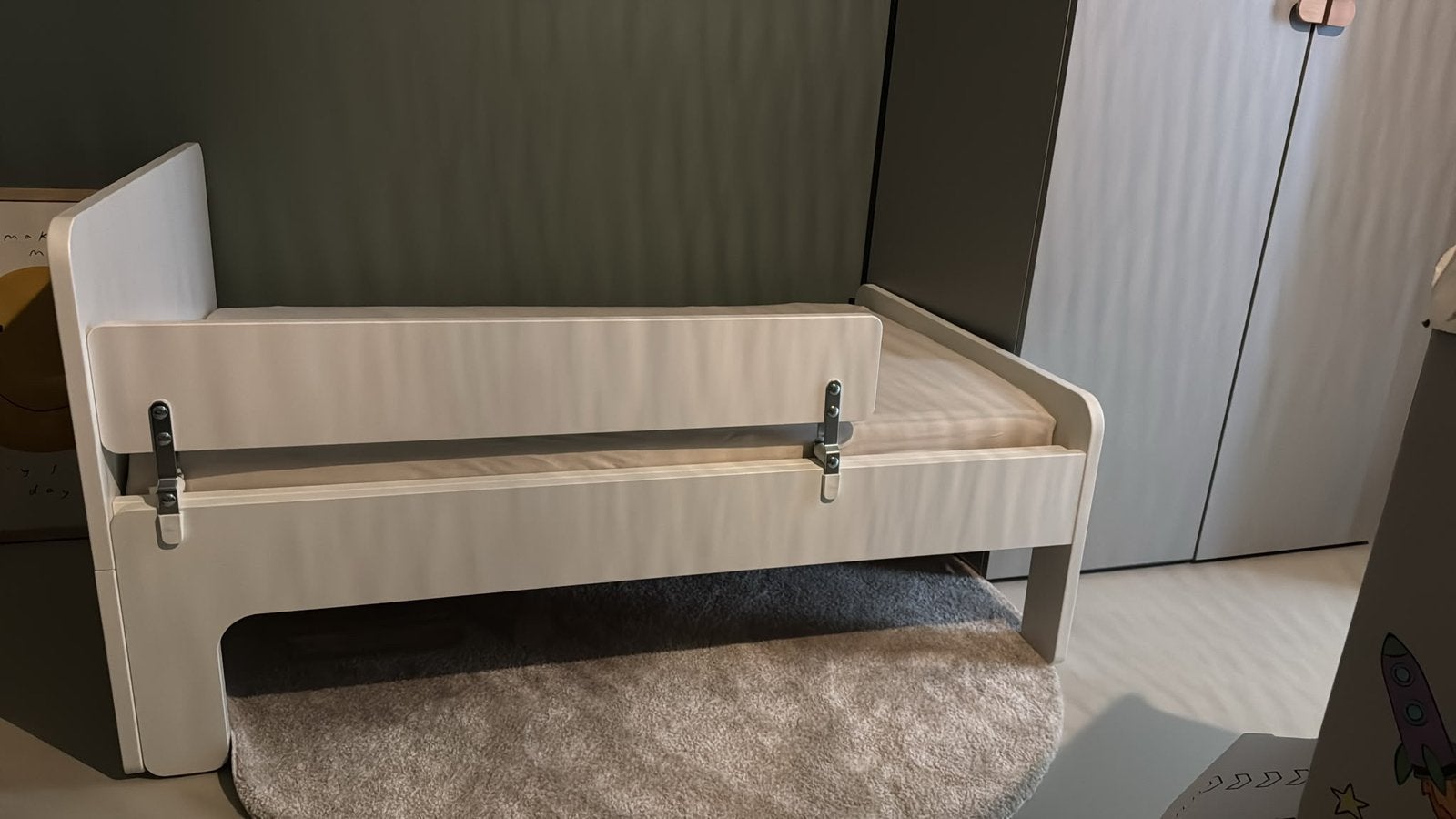 Meegroei peuterbedje IKEA, Enlèvement, Comme neuf
