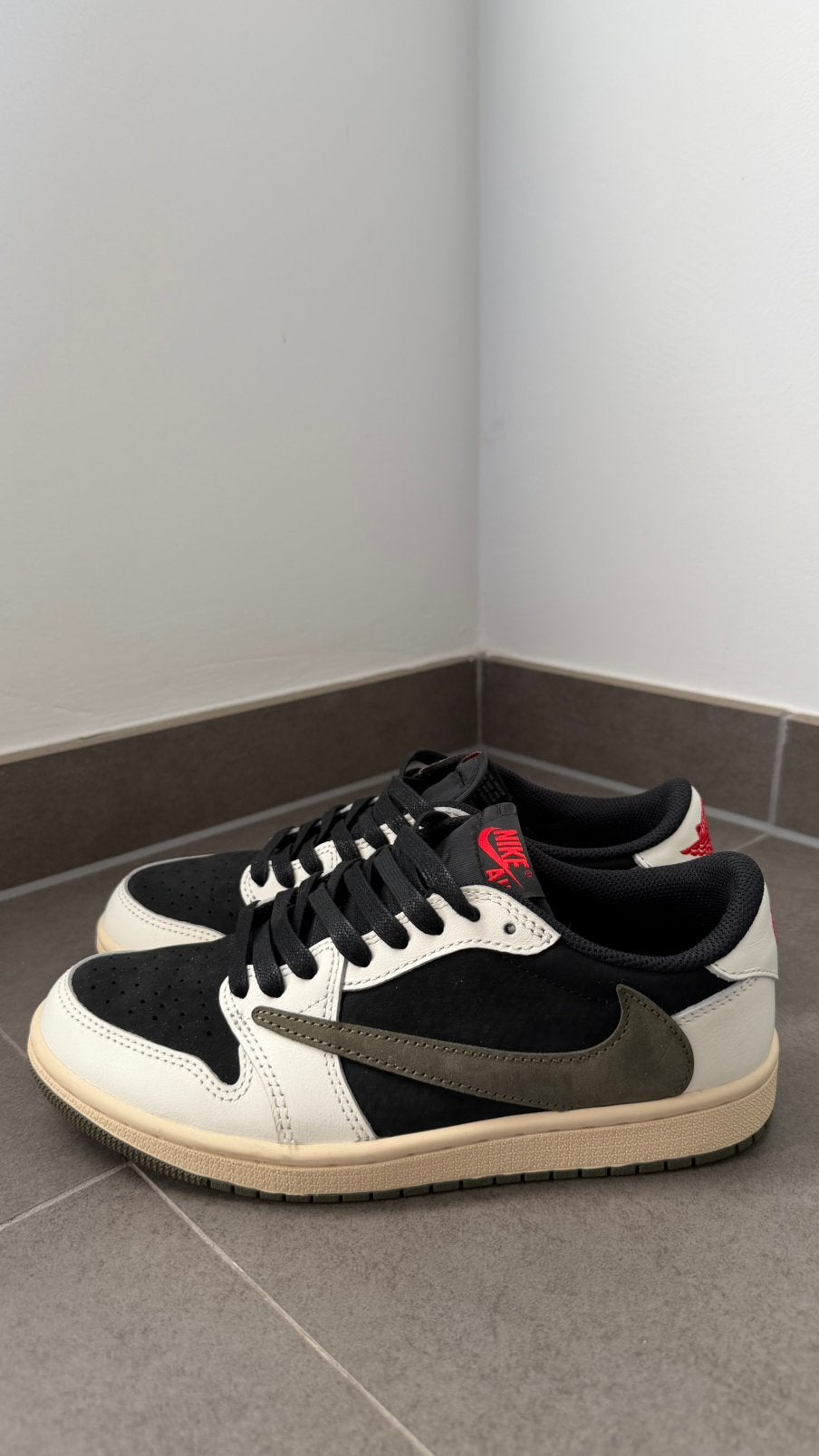 Nike sneaker 38, Vêtements | Hommes, Chaussures, Porté, Baskets, Noir, Envoi