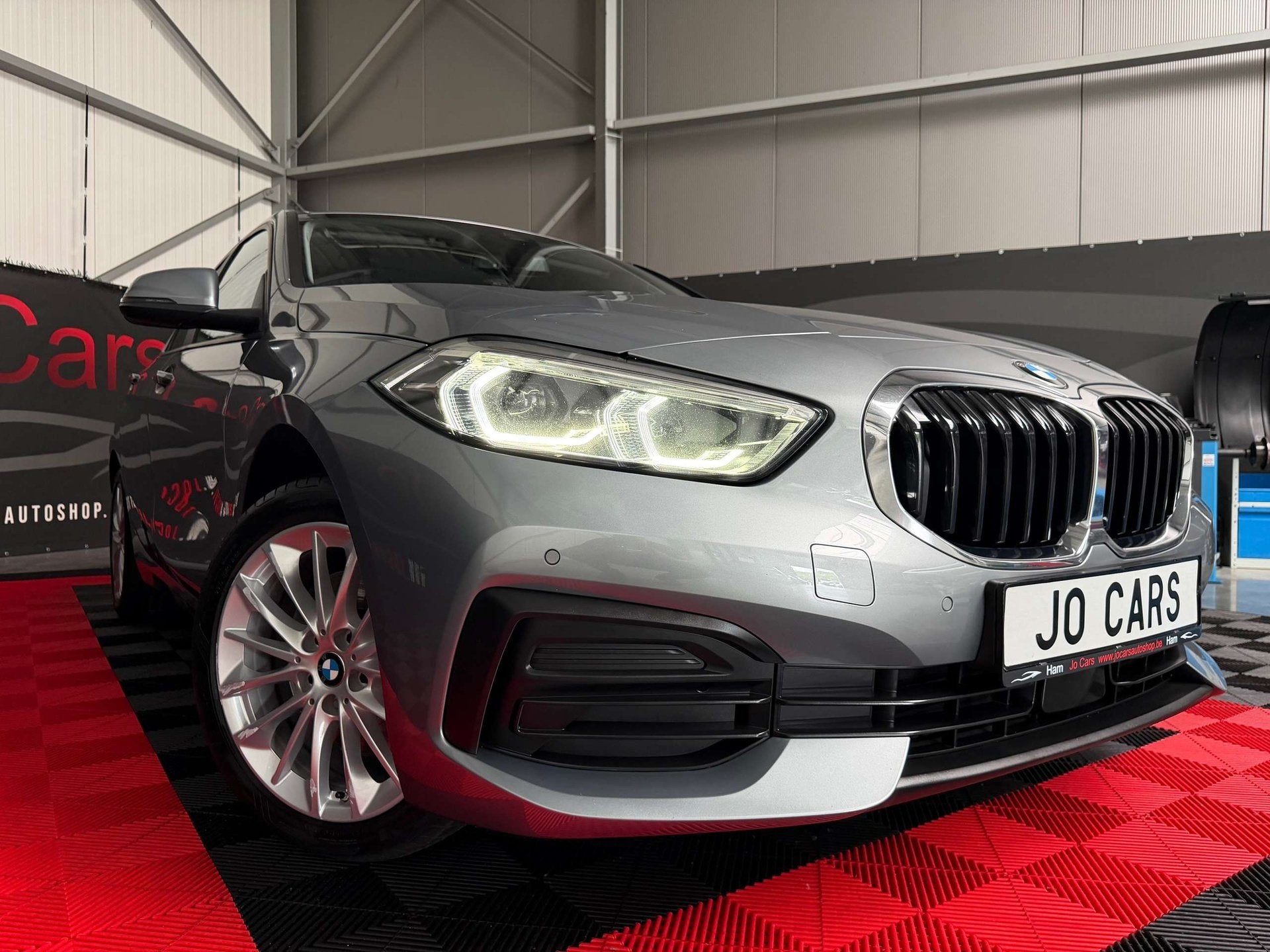BMW 116 iA/Pdc/Cc/Zv/Virtual/Led/Carplay/Alu 16"inc/, Gebruikt, https://public.car-pass.be/vhr/bfc6b5a9-cdc0-4b13-9e24-a9bf9b0c2089