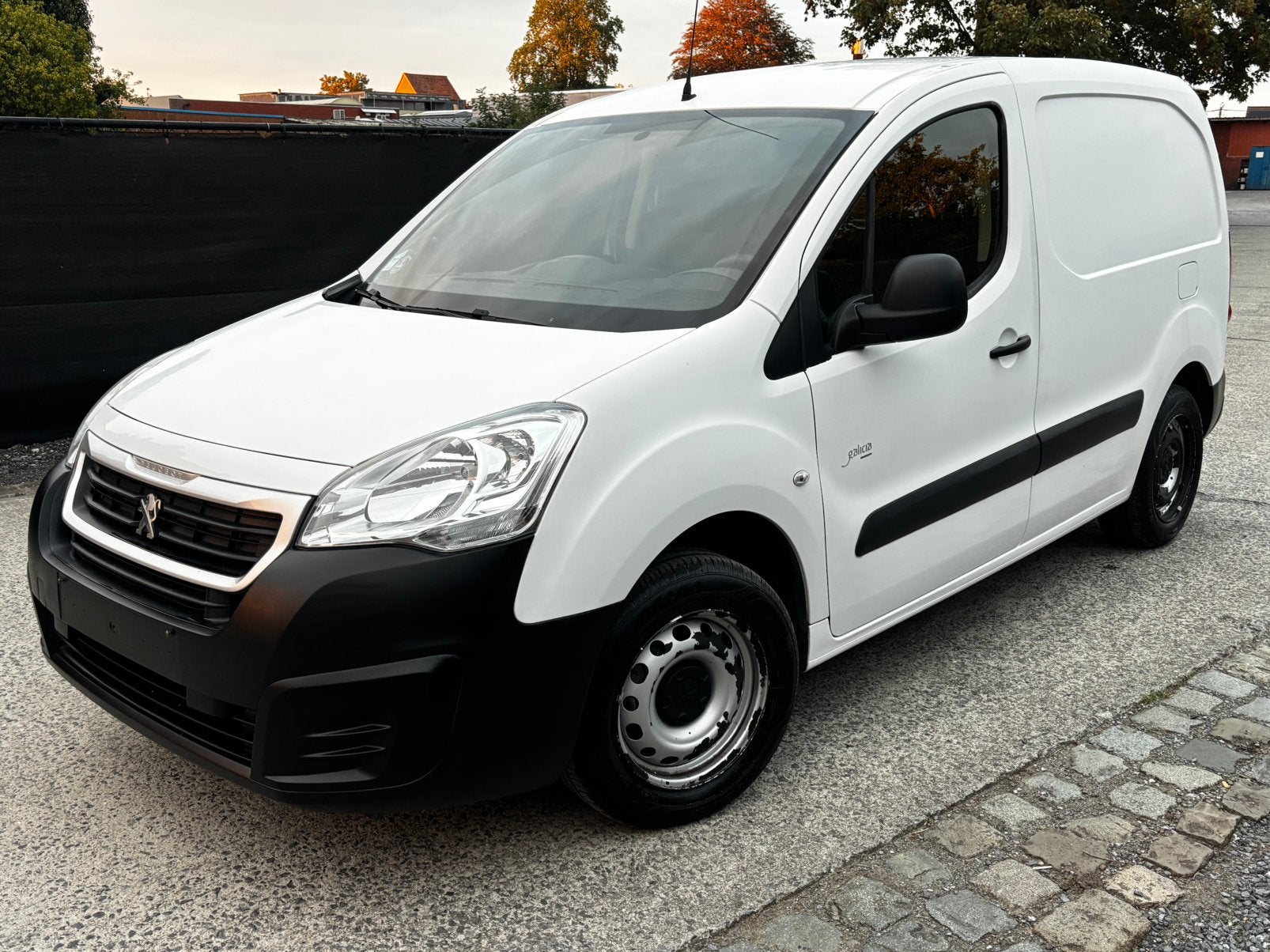 Peugeot Partner Lichtevracht • 1.6 Benzine • Reeds Gekeurd, Auto's, Voorwielaandrijving, Dealer onderhouden, Stof, Euro 6