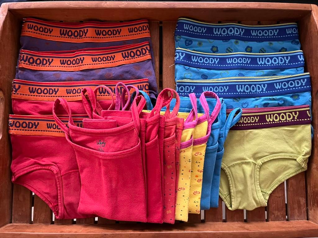 Pakket Woody ondergoed, maat 3, Ophalen, Nacht- of Onderkleding, Gebruikt, Meisje