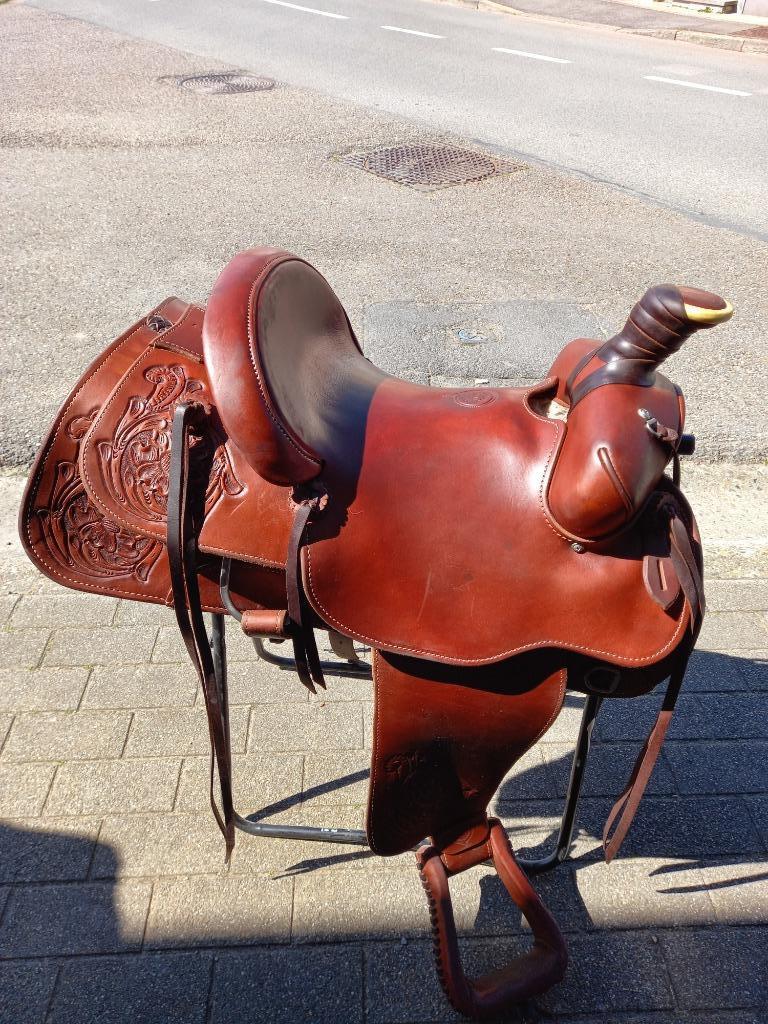 Western zadel Colorado saddlery, 15", Ophalen, Gebruikt, Western
