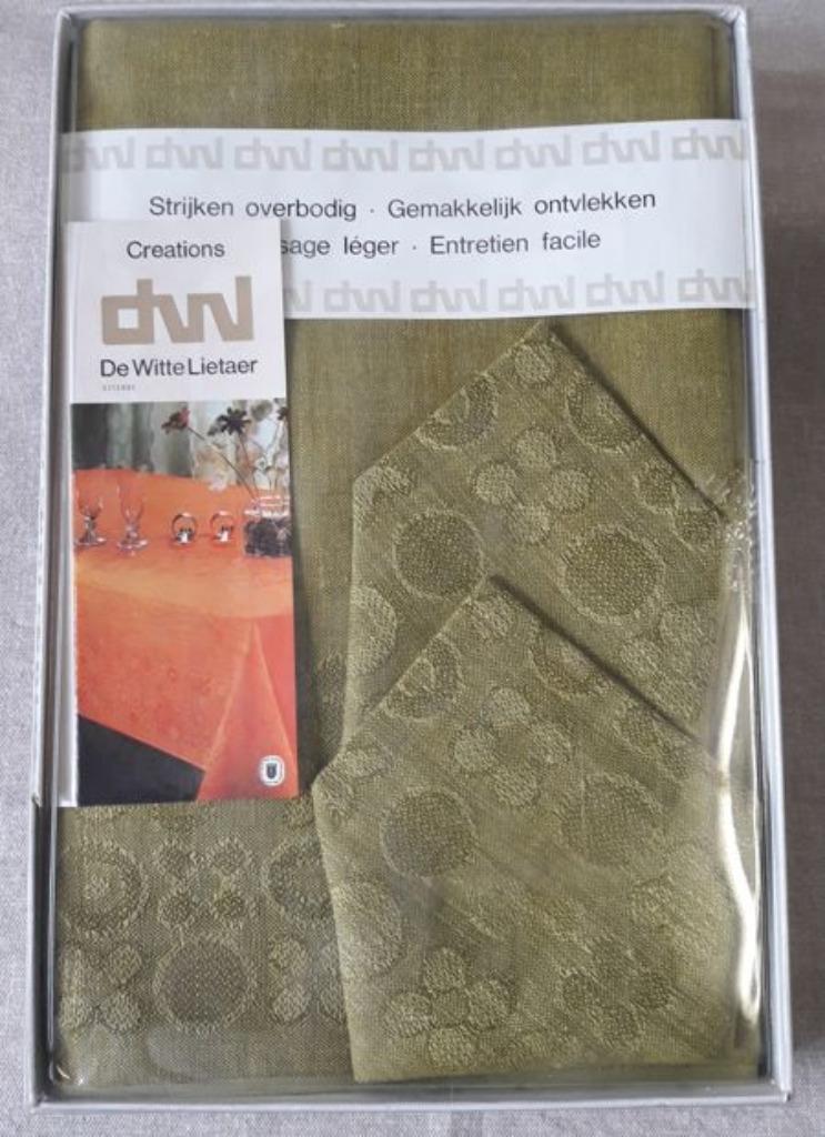 tafelkleed, Ophalen