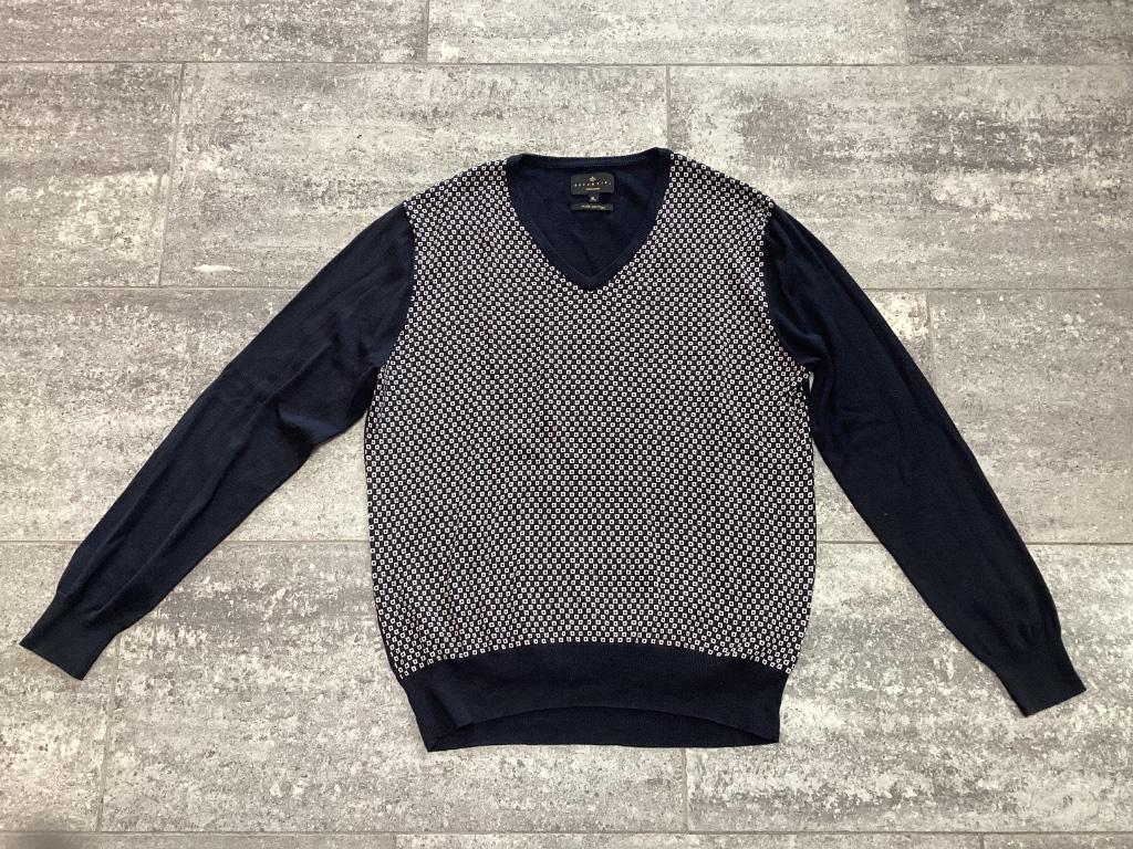 Pull Essentiel XL, Taille 46/48 (XL) ou plus grande, Comme neuf, Enlèvement, Essentiel Antwerp
