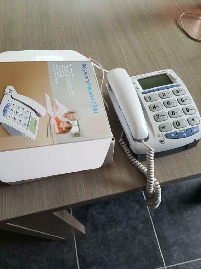 huistelefoon Belgacom grote toetsen, Télécoms, Téléphones fixes | Filaires, Enlèvement ou Envoi, Comme neuf
