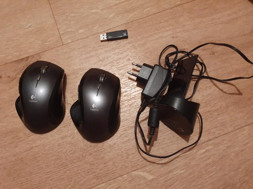 Logitech MX Revolution souris sans fil, Souris, Enlèvement ou Envoi, Logitech, Utilisé