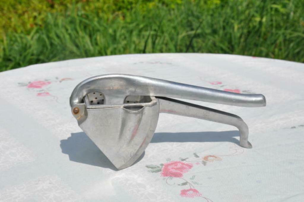 §  presse fruit manuel en aluminium, Enlèvement ou Envoi, Utilisé, Autres matériaux, Autres types