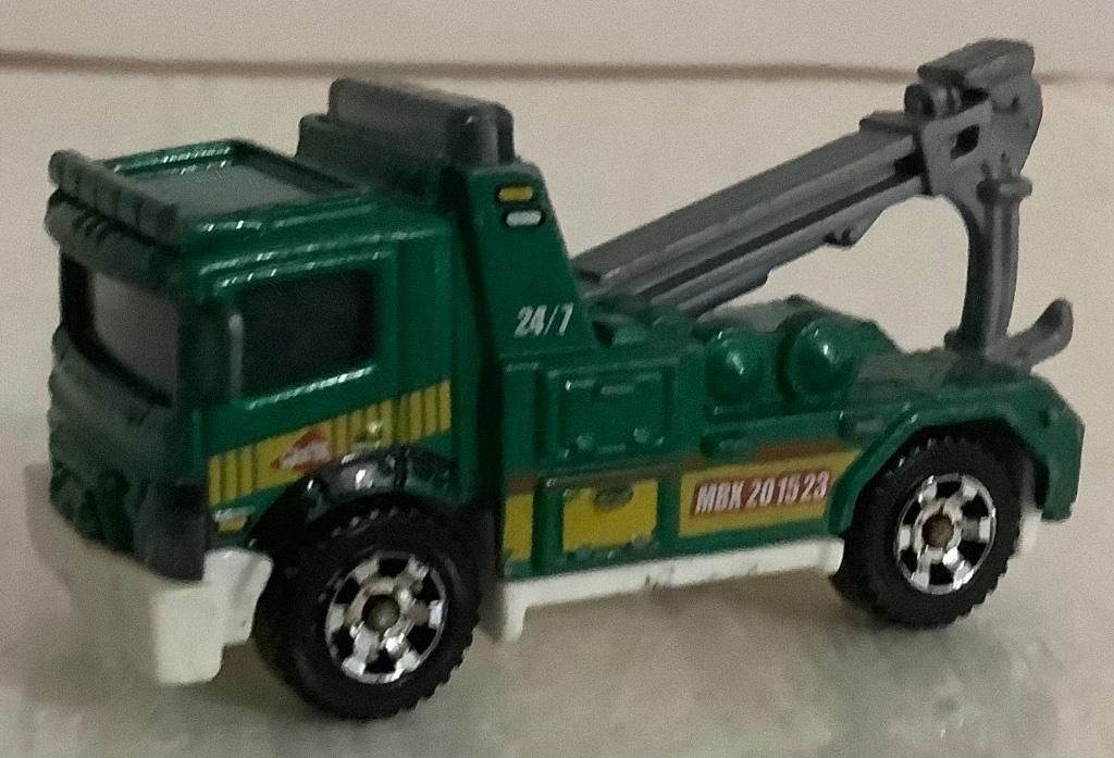 Matchbox Urban Tow Truck 2011, Ophalen of Verzenden, Gebruikt