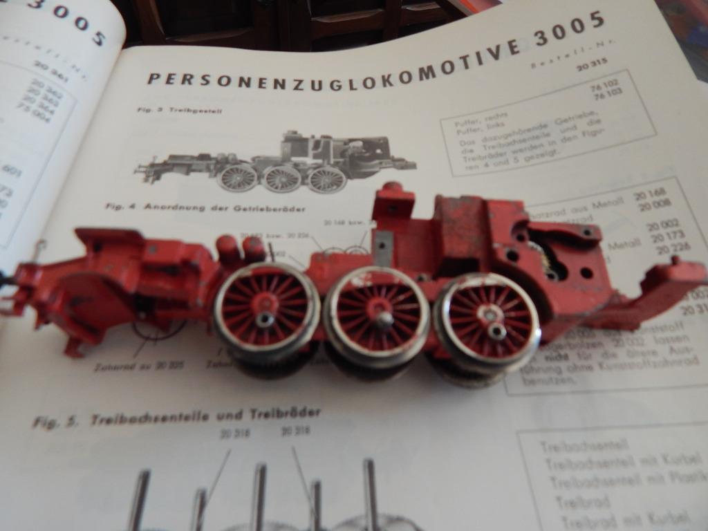 Pièces du châssis Märklin 203150 BR23 DB (3005-3097), Enlèvement ou Envoi, Courant alternatif, Utilisé, Locomotive