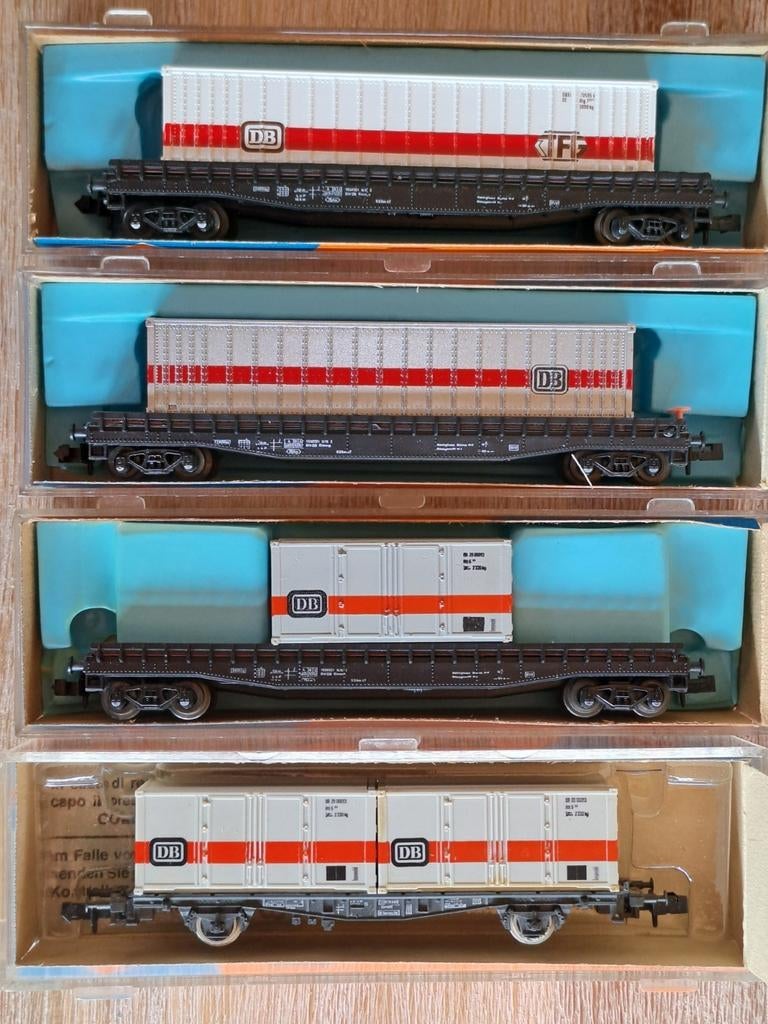 4 wagons-conteneurs DB Roco à l'échelle N, Hobby & Loisirs créatifs, Trains miniatures | Échelle N, Enlèvement ou Envoi, Comme neuf