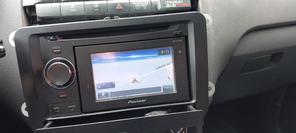 Radio double din vw pioneer  gps bleutooth, Autos : Divers, Autoradios